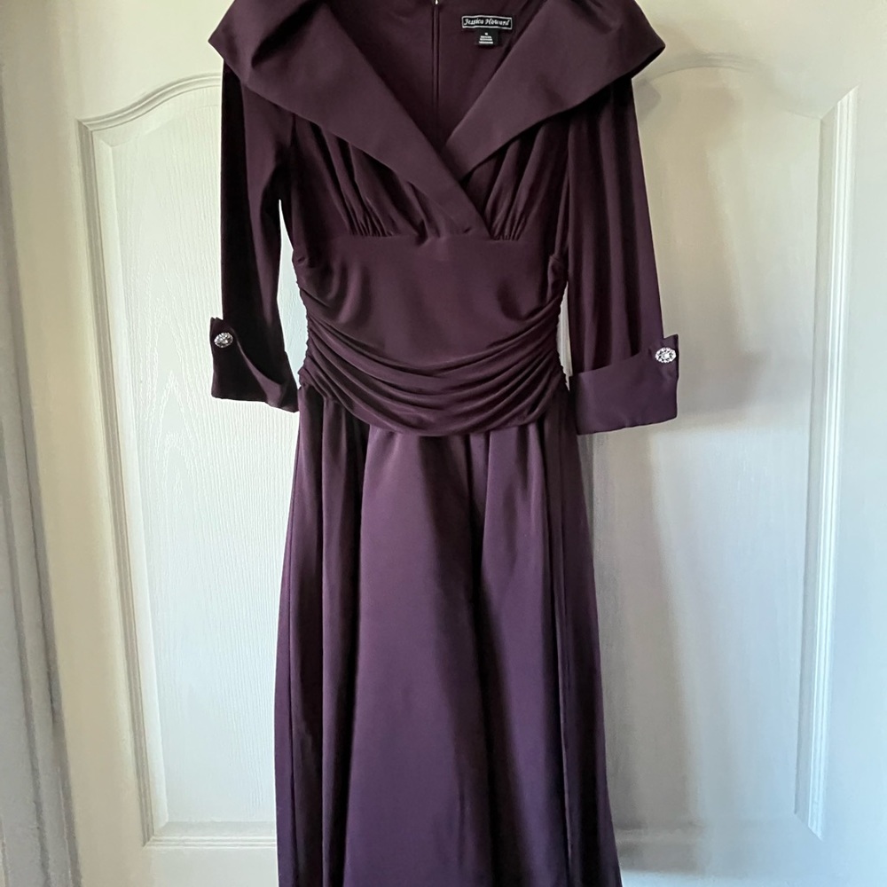 Dress tea length. Worn one time.